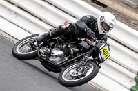 Vintage-motorcycle-club;eventdigitalimages;mallory-park;mallory-park-trackday-photographs;no-limits-trackdays;peter-wileman-photography;trackday-digital-images;trackday-photos;vmcc-festival-1000-bikes-photographs